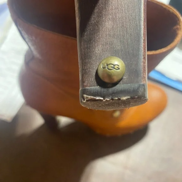 UGG Australia Cosima Brown Leather Ankle Boots Size 7 Studded High Heel Platform - Picture 11 of 15